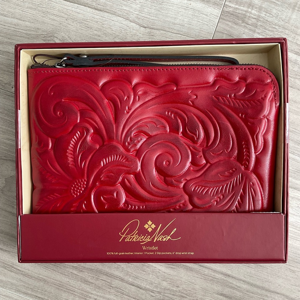 PATRICIA NASH Wristlet